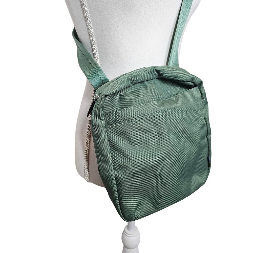 Open Story Anti-Theft Vertical Travel Green Water Repellent Festival Crossbody - Picture 4 of 11